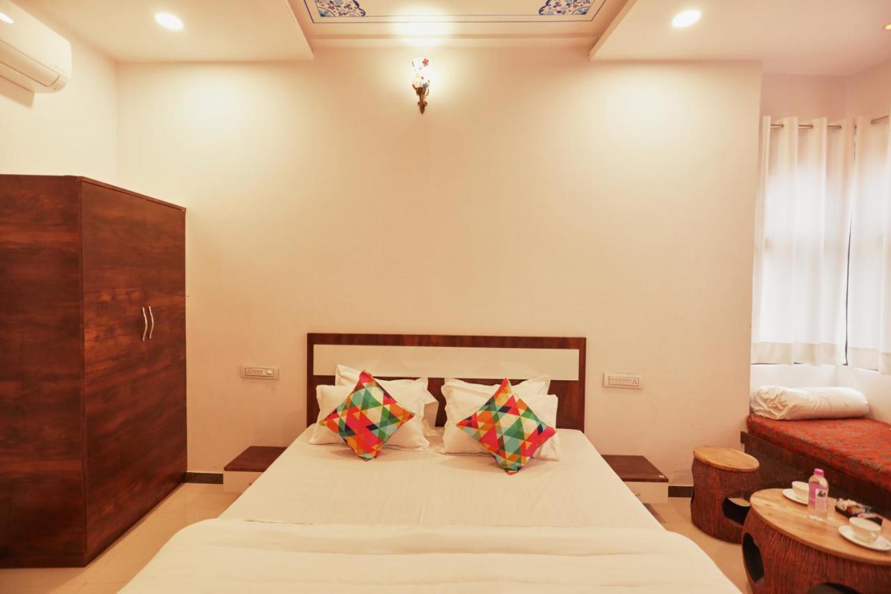 Neev Haweli Hotel Udaipur Bagian luar foto