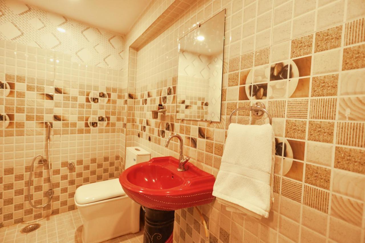 Neev Haweli Hotel Udaipur Bagian luar foto
