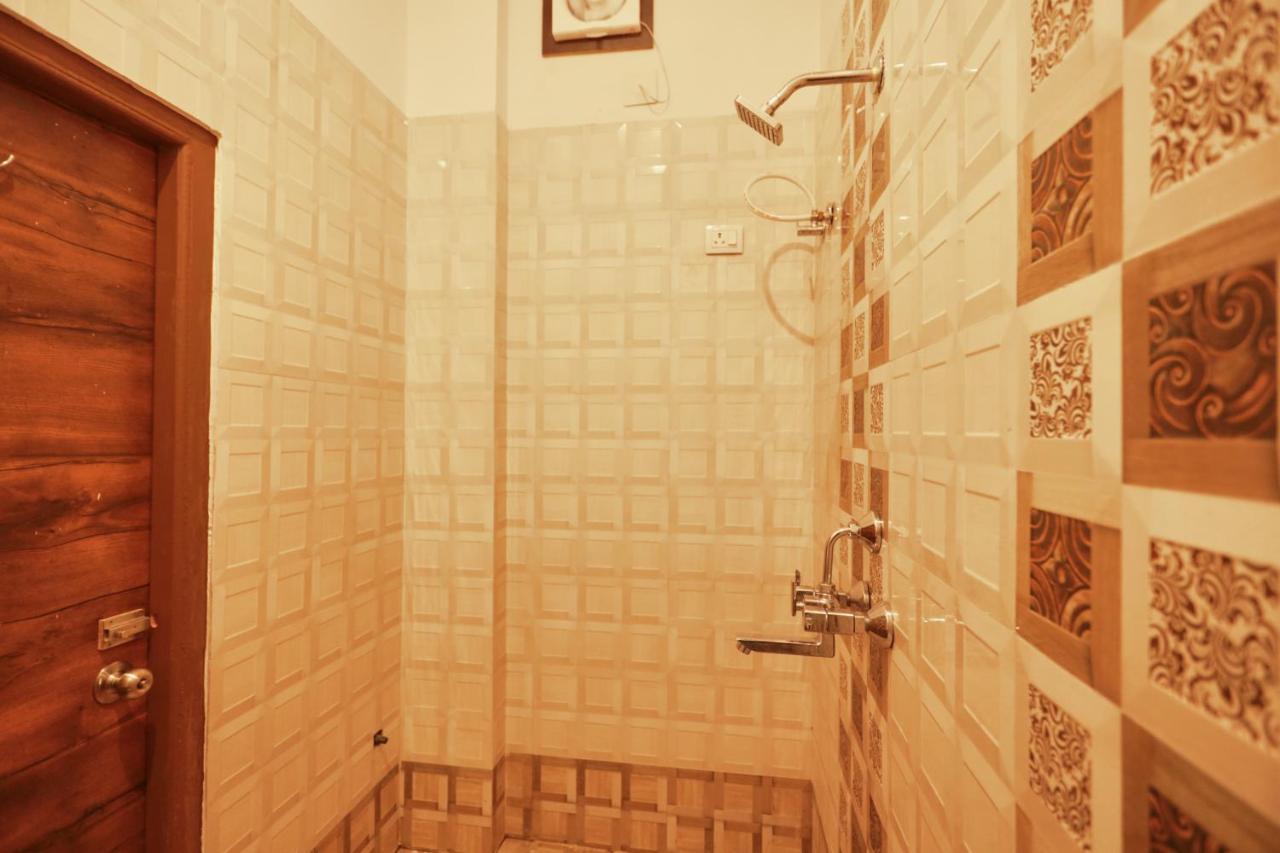 Neev Haweli Hotel Udaipur Bagian luar foto