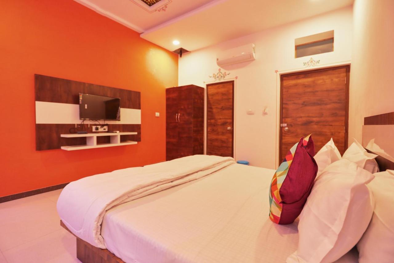 Neev Haweli Hotel Udaipur Bagian luar foto