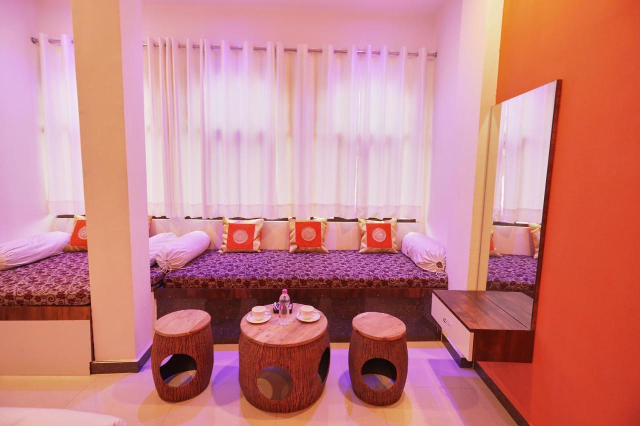 Neev Haweli Hotel Udaipur Bagian luar foto