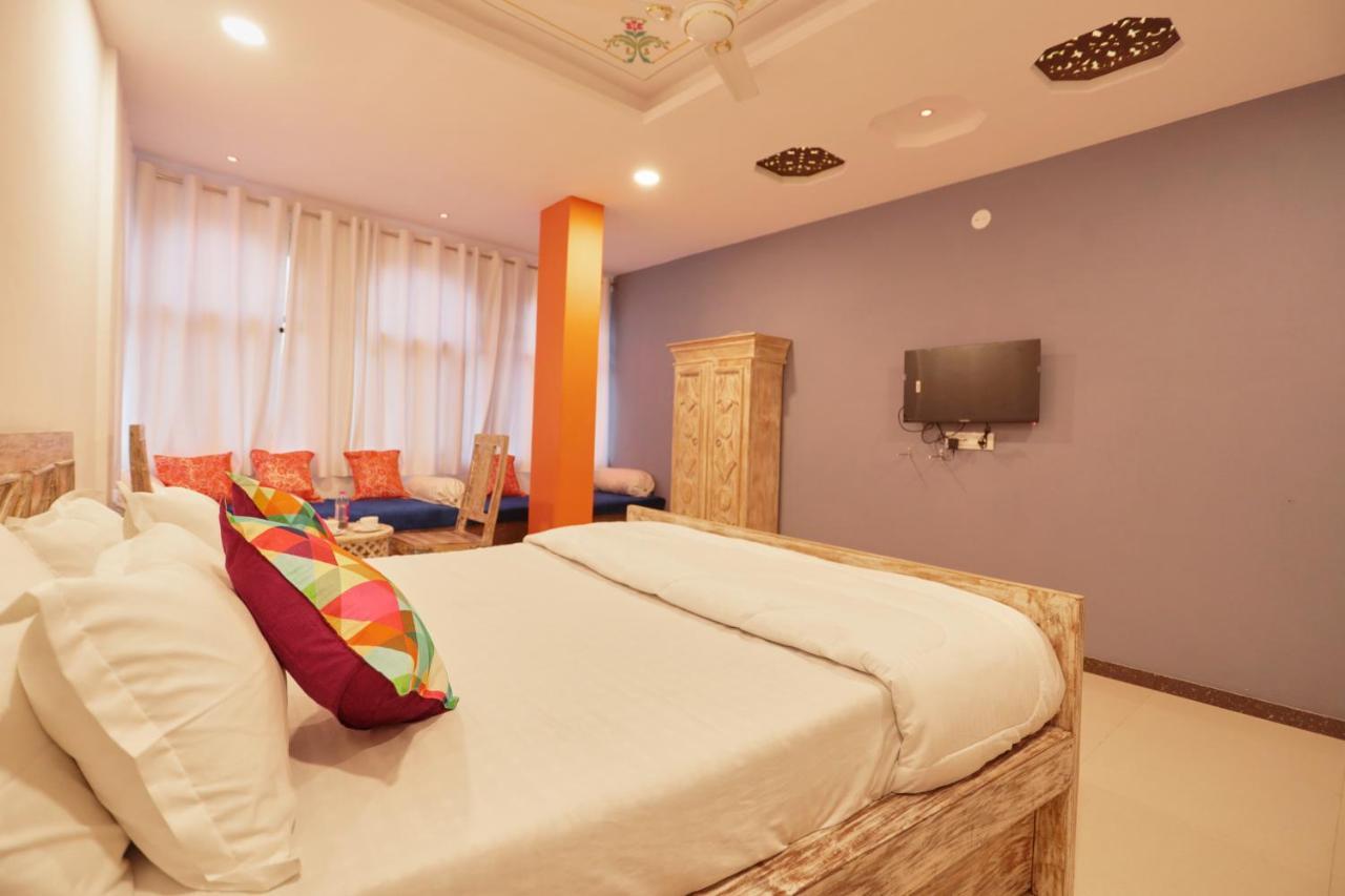 Neev Haweli Hotel Udaipur Bagian luar foto