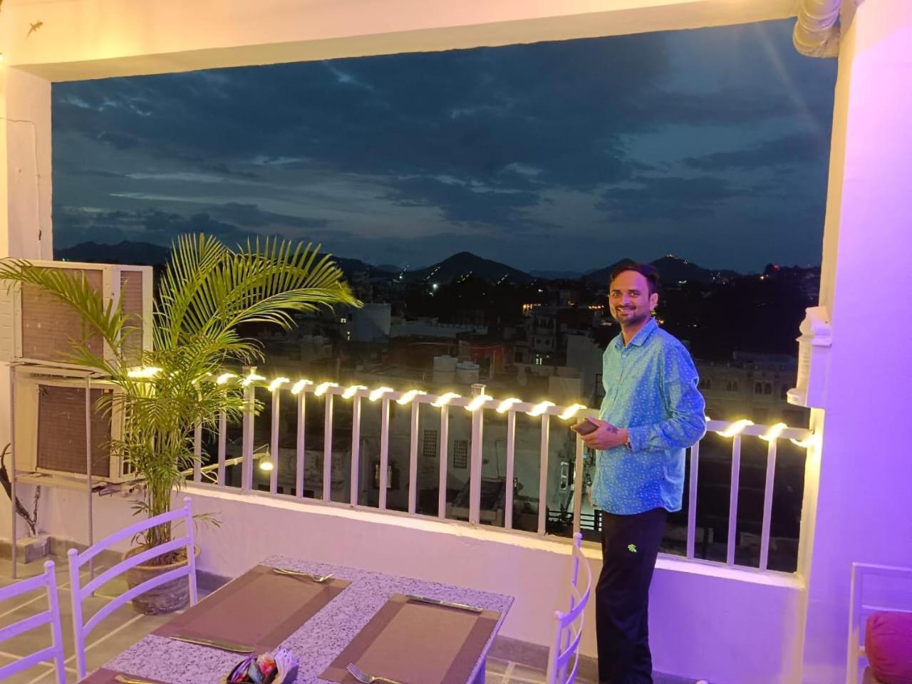 Neev Haweli Hotel Udaipur Bagian luar foto